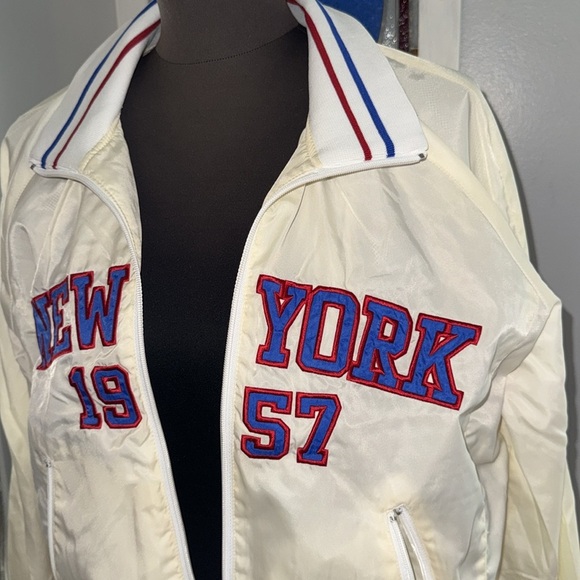 Steve Madden Sporty Y2K New York Bomber Jacket - Picture 3 of 9